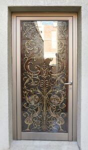 door (10)